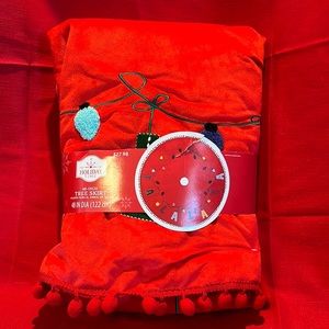 New Christmas Tree Skirt (Happy Holidays) FaLaLaLa